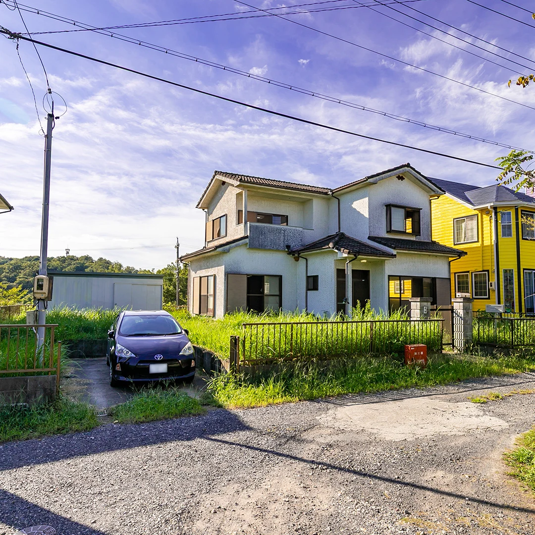 「家庭菜園も楽しめる庭付き！伊賀市上神戸の4LDK住宅物件」のメイン画像