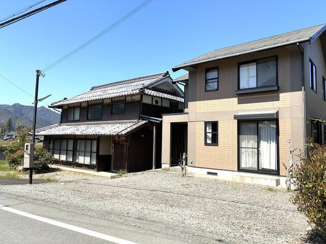 「農業に最適！丹波市春日町東中の二世帯向け物件」のメイン画像