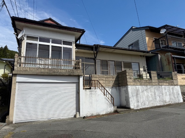 「閑静な住宅街！今とダイニングキッチン床暖房リフォーム！」のメイン画像