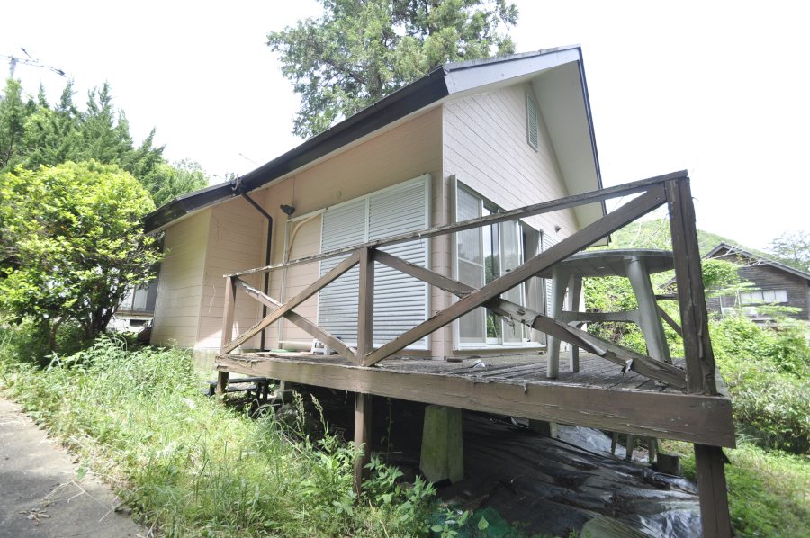 「丹波市山南町 丹波竜の里、自然に囲まれた2棟付き平屋でスローライフしませんか」のメイン画像