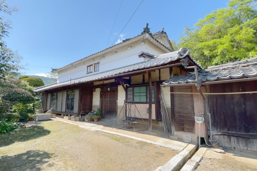 「畑付き古民家で田舎暮らし！赤穂市有年の古民家物件」のメイン画像