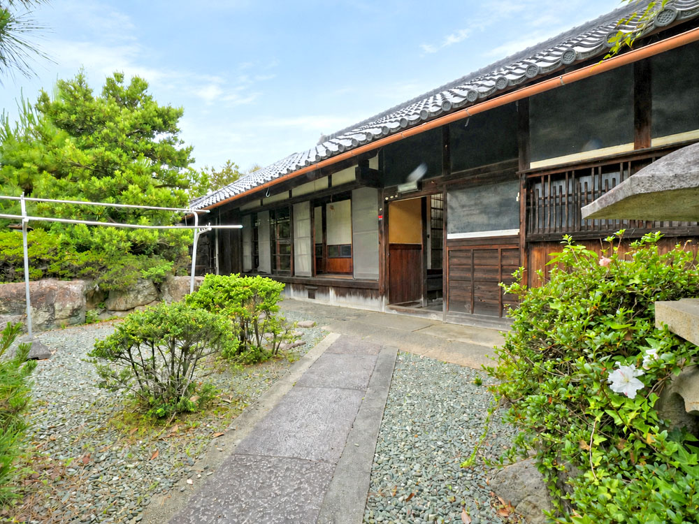 「築100年超の古民家邸宅！紀の川市中三谷の物件」のメイン画像