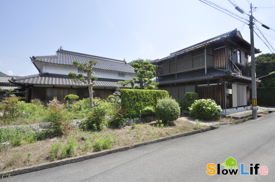 「母屋・離れ・蔵・倉庫・畑で楽しむ田舎暮らし！丹波市山南町の古民家物件」のメイン画像