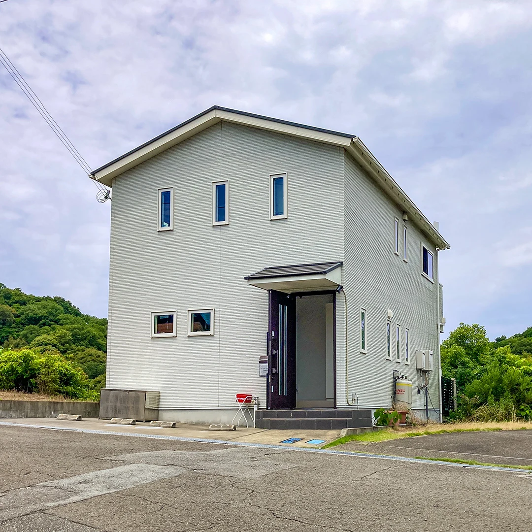 「海を望む温泉付き！白浜町堅田の中古別荘物件」のメイン画像