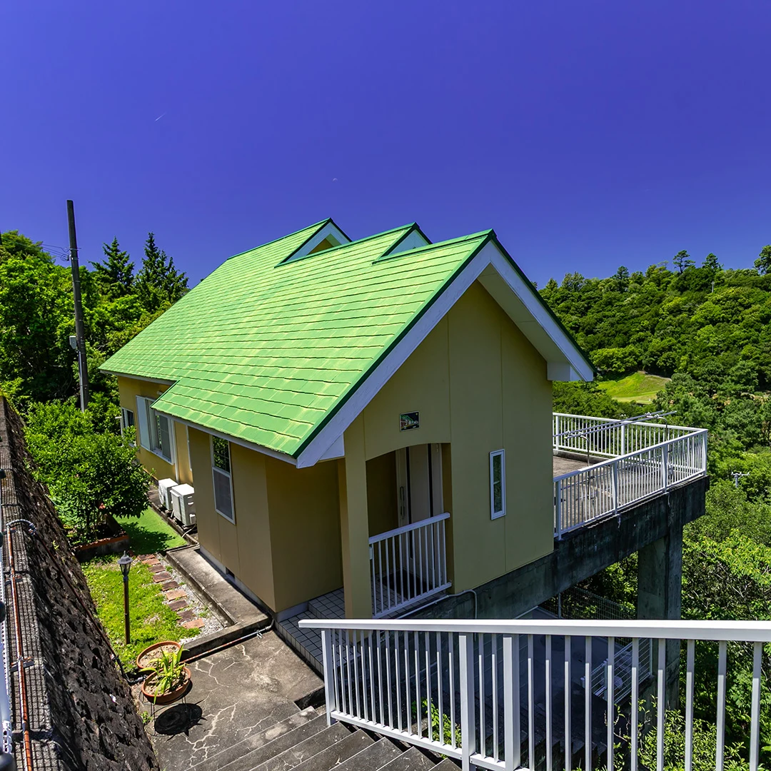 「ゴルフコースを望む開放的なテラス付き！白浜町白浜台の中古別荘物件」のメイン画像