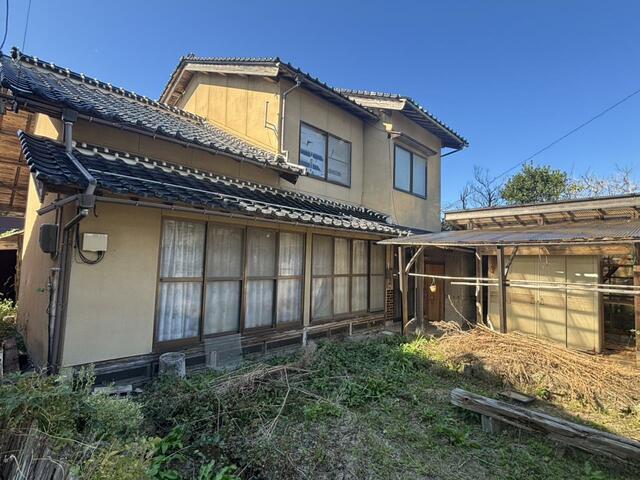 「東伯郡湯梨浜町 大字石脇 (泊駅) 2階建 7K」のメイン画像