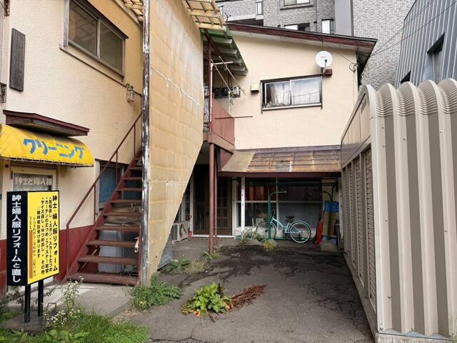 「札幌市豊平区 平岸二条１２丁目 (南平岸駅) 2階建 5DK」のメイン画像