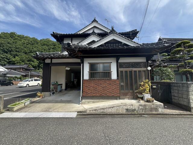 「鳥取市 河原町渡一木 (河原駅) 2階建 6LDK」のメイン画像