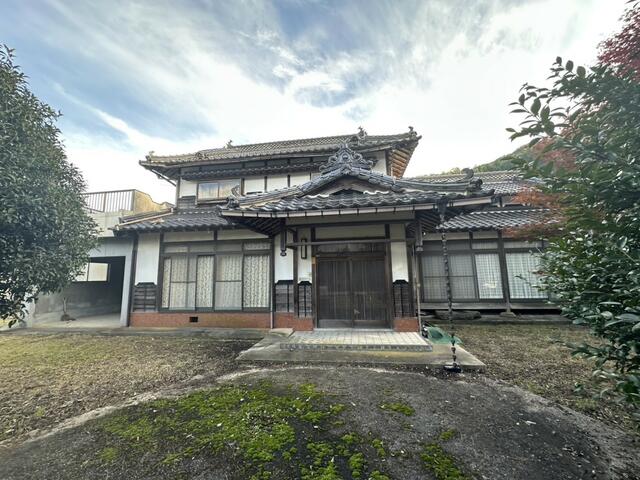 「倉吉市 耳 2階建 7DK」のメイン画像