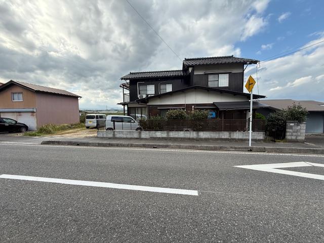「倉吉市 富海 (倉吉駅) 2階建 7DK」のメイン画像