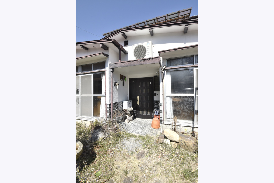 駅近で便利！相生市の4LDK物件の画像2