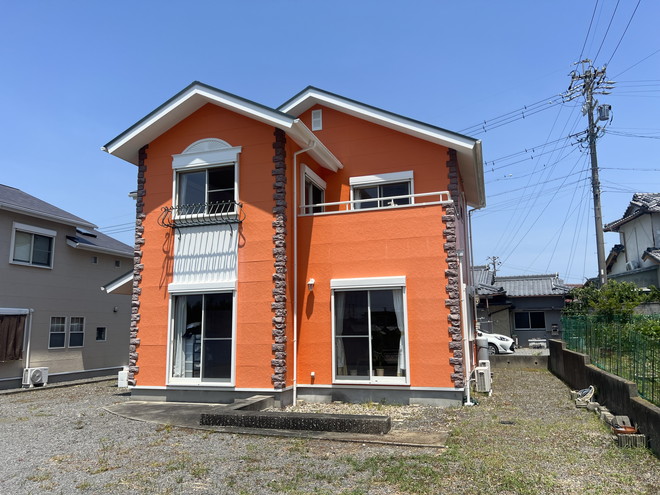 ゆとりある敷地と室内も綺麗！志摩市志摩町布施田の戸建て住宅物件の画像2