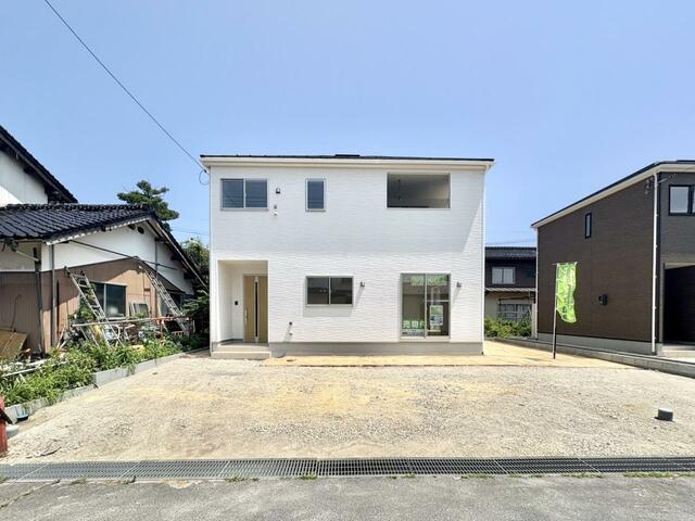 東伯郡北栄町 江北 (下北条駅) 2階建 4SLDKの画像2