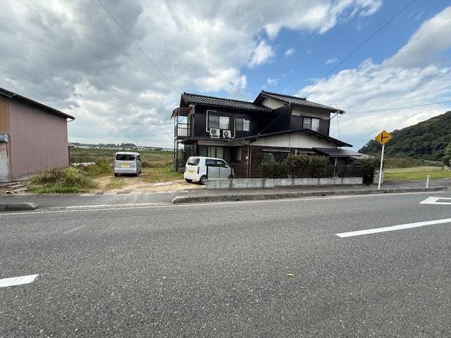 倉吉市 富海 (倉吉駅) 2階建 7DKの画像2