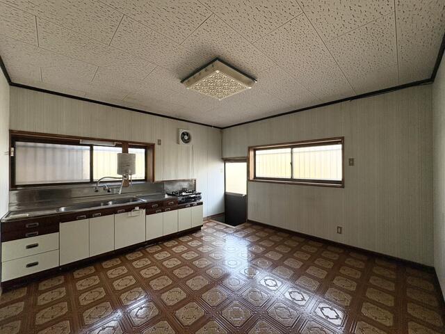 鳥取市 南安長１丁目 (鳥取駅) 1階建 3DKの画像2