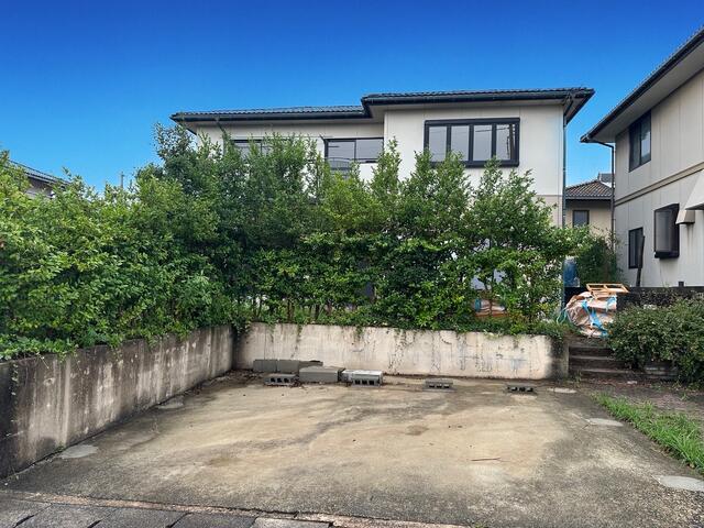 倉吉市 虹ケ丘町 (倉吉駅) 2階建 4LDKの画像2