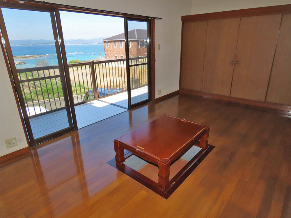 美しい海の眺望と和室のある3SLDK！白浜町字東谷の物件の画像2