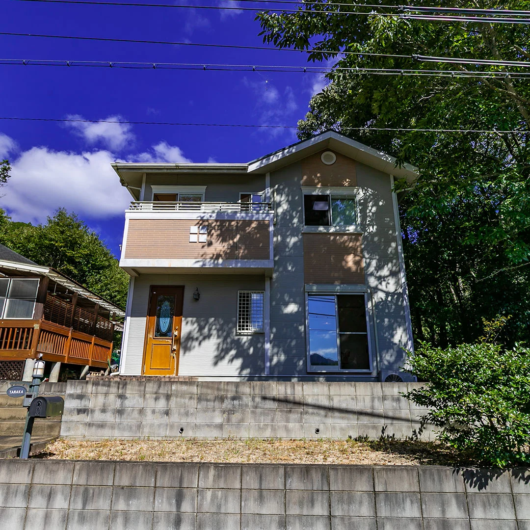 ガーデニングが楽しめる庭付き！京丹波町中台の中古住宅物件の画像3