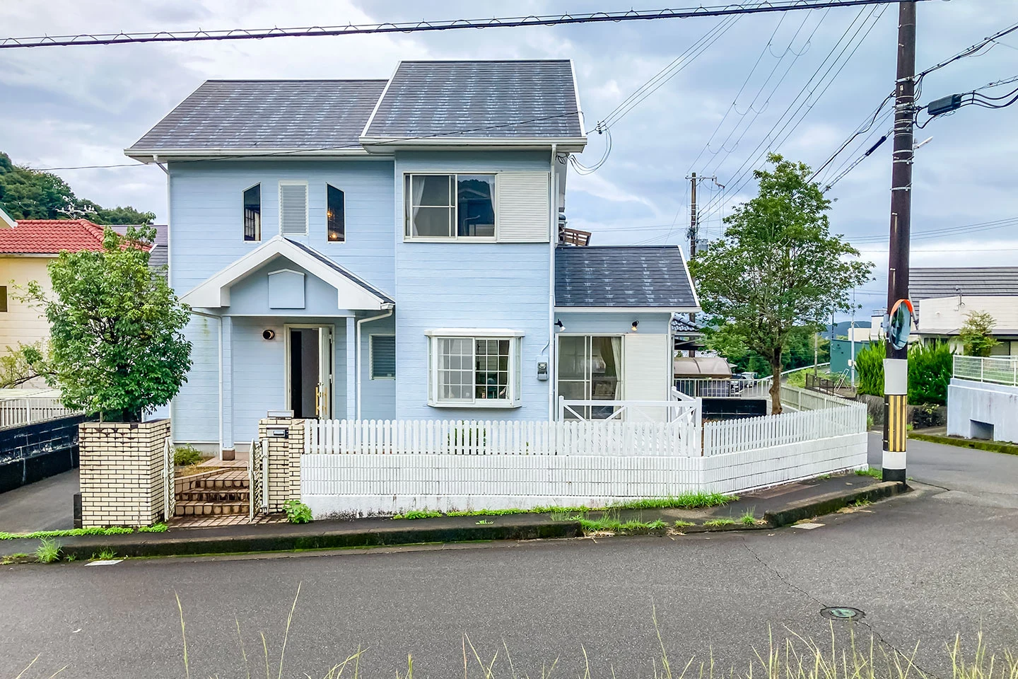 潮風を感じる高台でガーデニング！那智勝浦町宇久井勝浦1-29の中古住宅物件の画像3