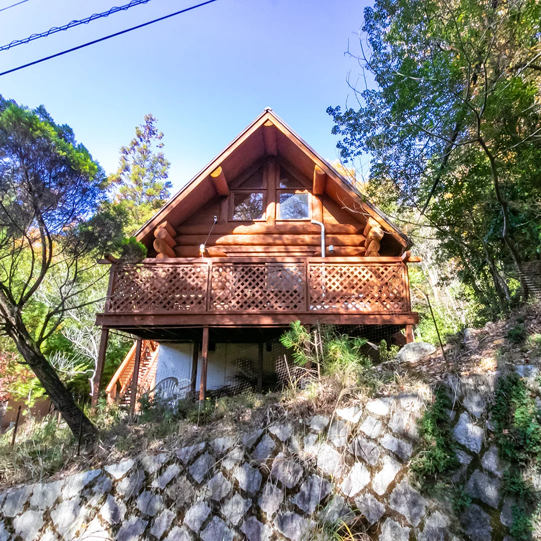 自然溢れる別荘ライフ！南丹市園部町大河内のログハウス物件の画像3