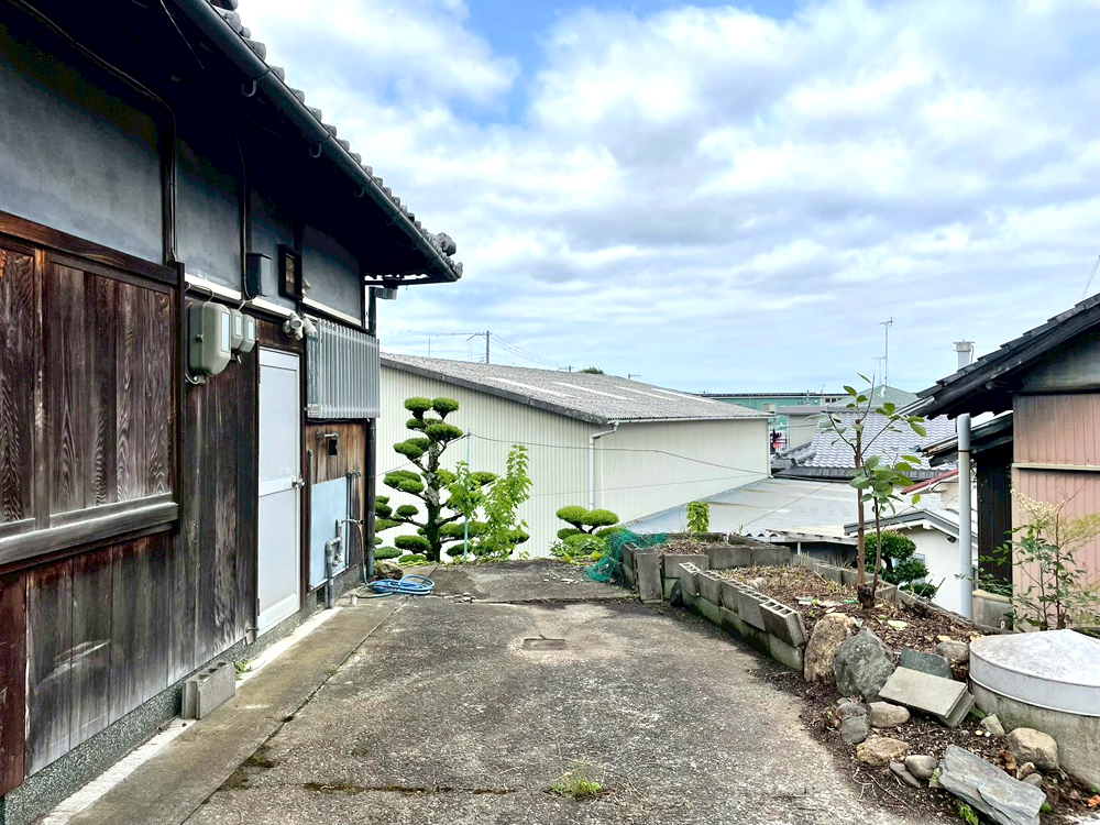 眺望良好な和風民家！海南市阪井の物件の画像2