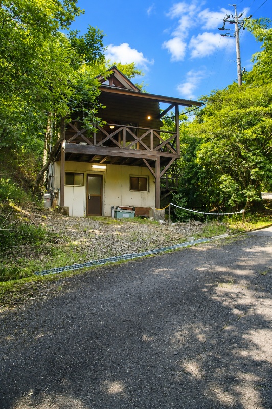 自然に囲まれた涼しい避暑地！伊賀市北山の中古別荘物件の画像3