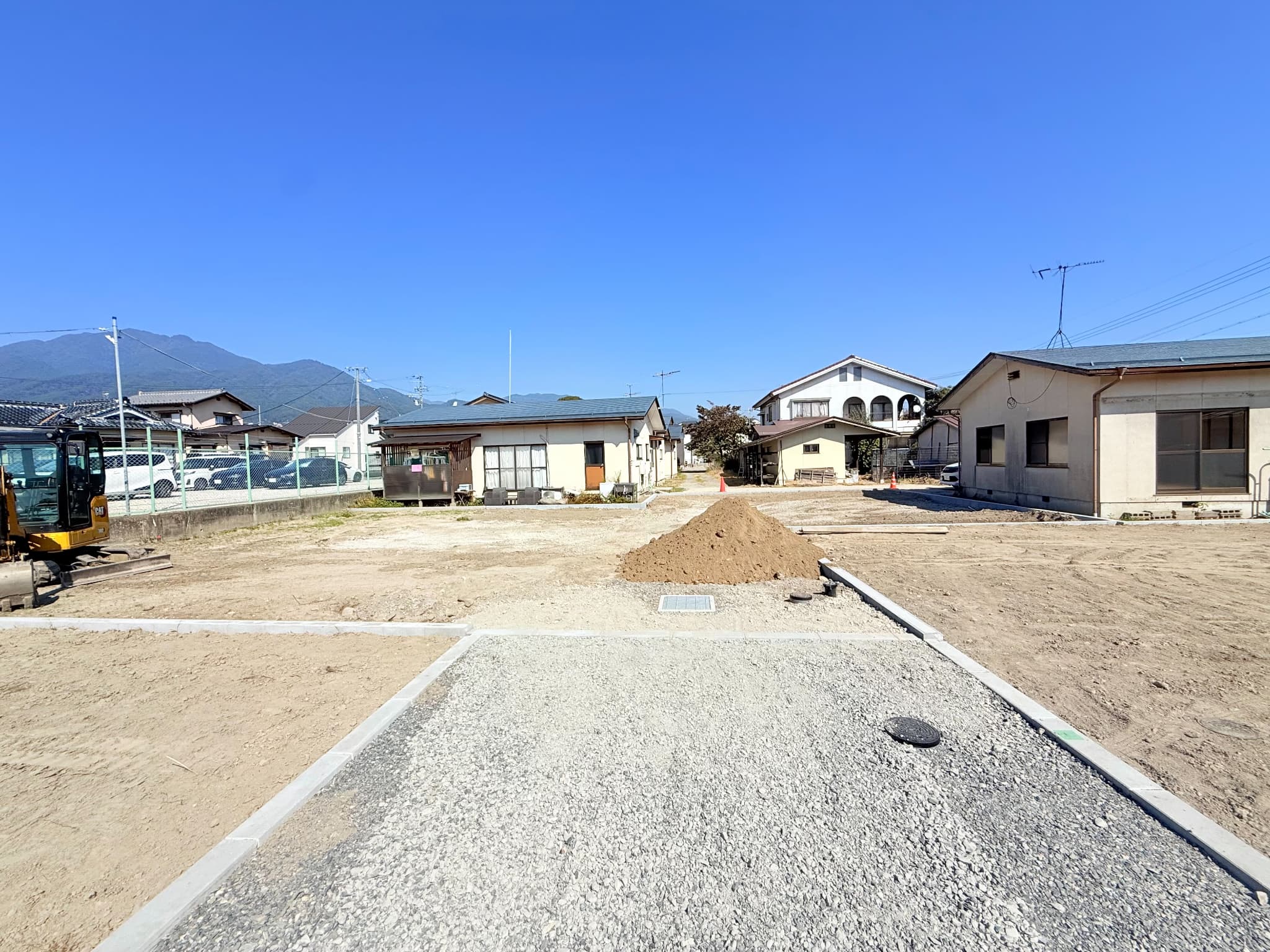 ③【鼎上茶屋・建築条件なし】約72～83坪の広々3区画！の画像3