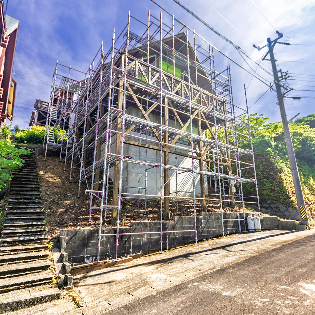 広くて長いウッドデッキ付き！鳥羽市石鏡町の中古別荘物件の画像3