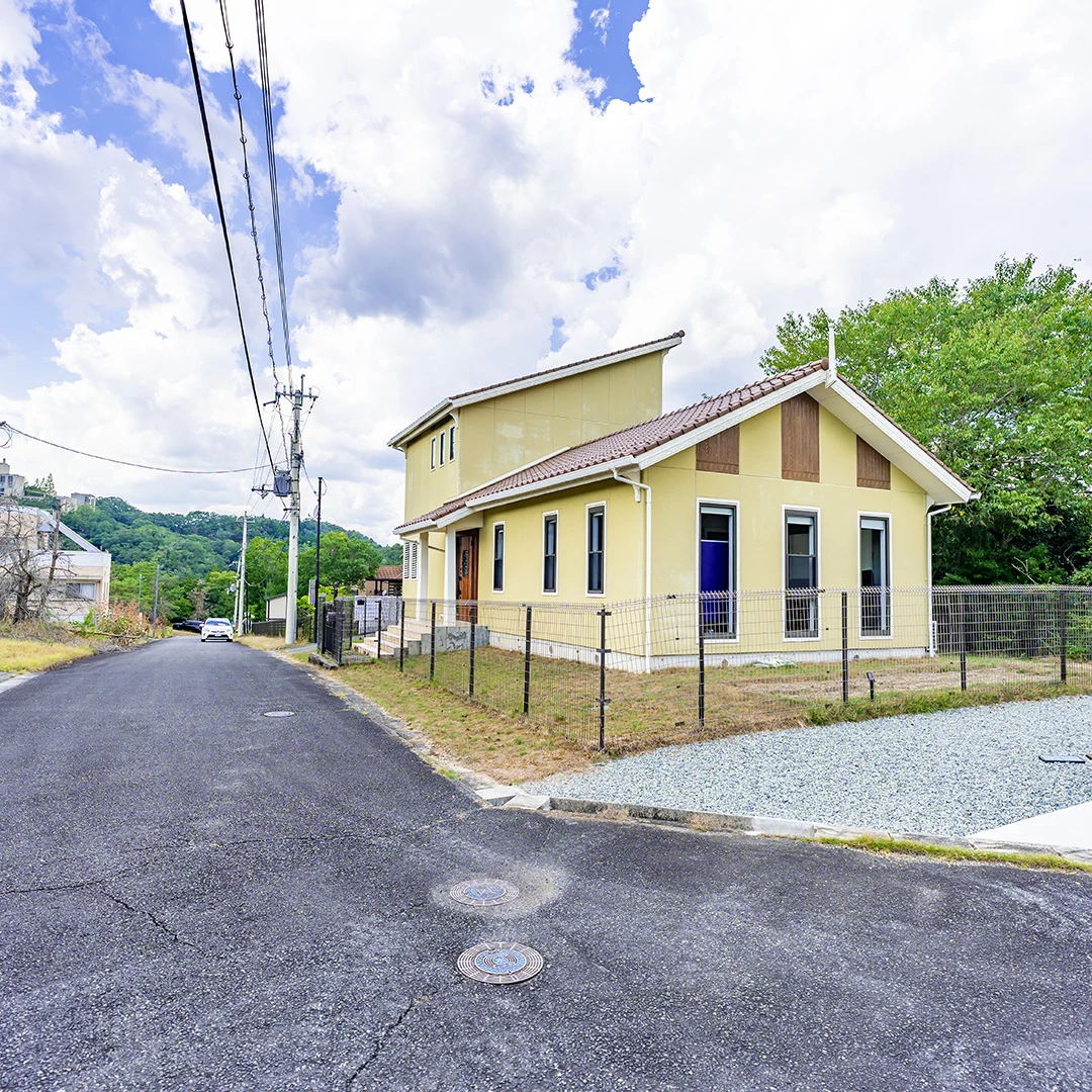 兵庫県佐用町 ゴルフと自然を楽しむ庭・デッキ付リゾートハウスの画像3