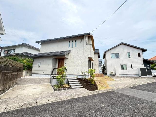 鳥取市 湖山町北６丁目 (湖山駅) 2階建 4SLDKの画像3