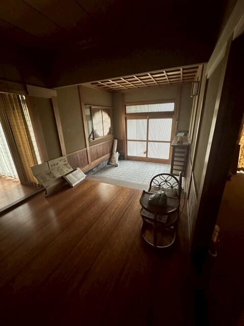倉吉市 耳 2階建 7DKの画像3