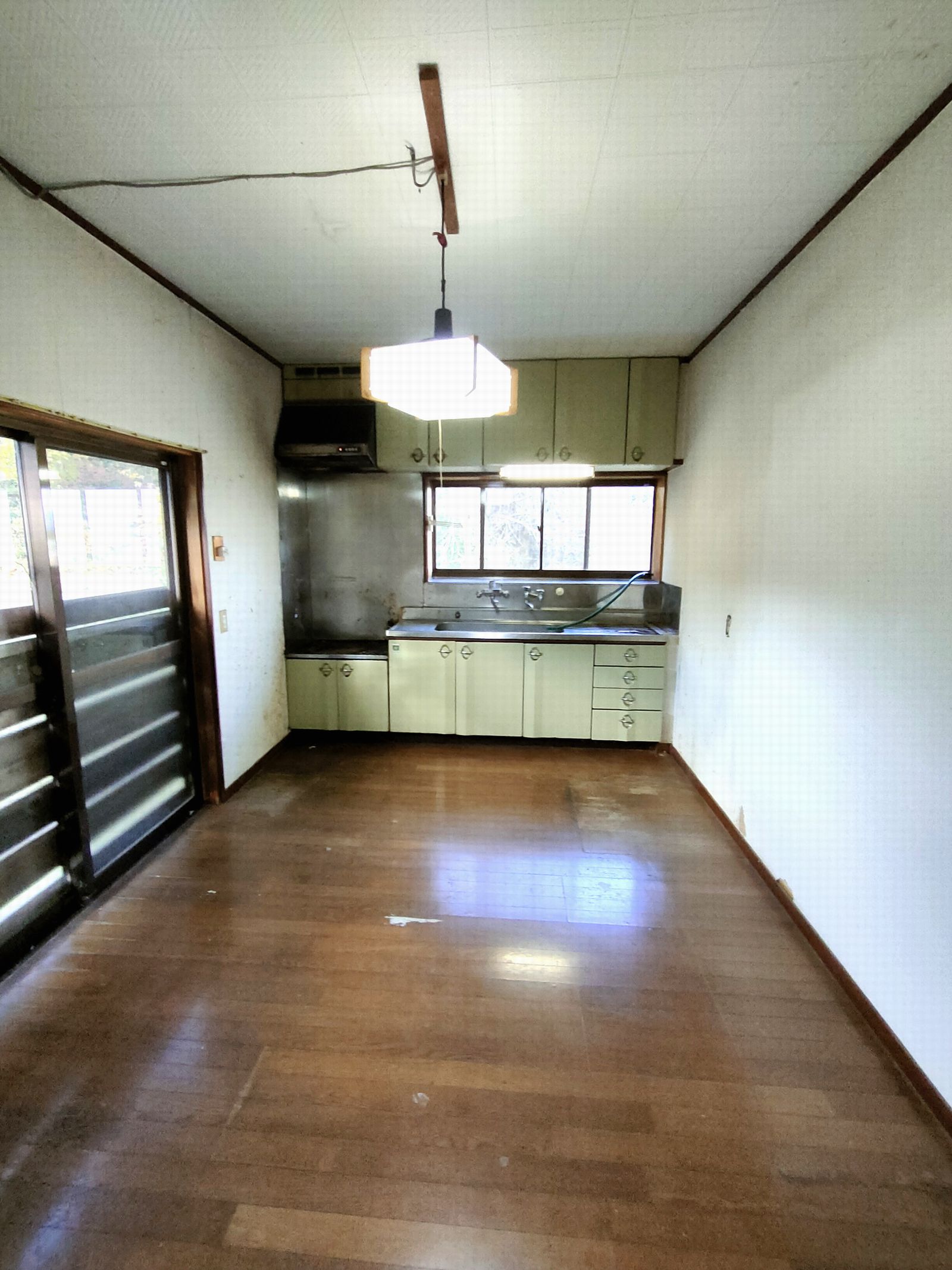新潟県小千谷市真人町　中古住宅の画像4