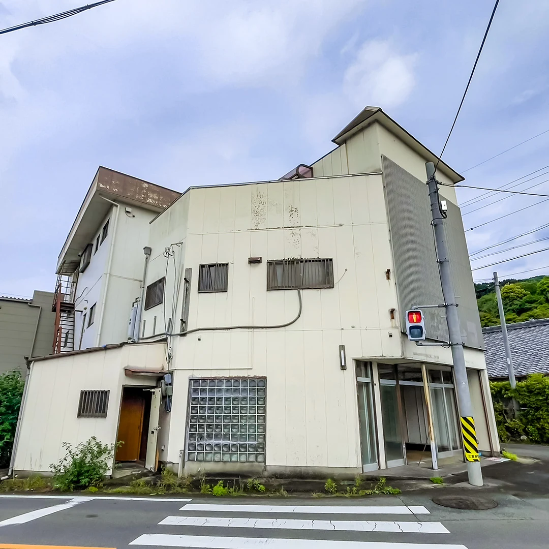 自然豊かな立地！津市白山町の店舗付き中古住宅物件の画像4