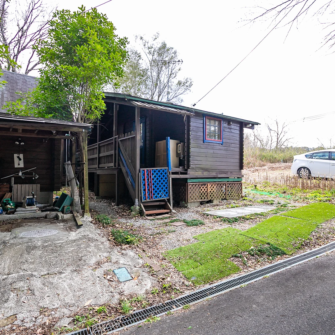 DIY好き必見！津市白山町二本木のミニログハウス物件の画像4