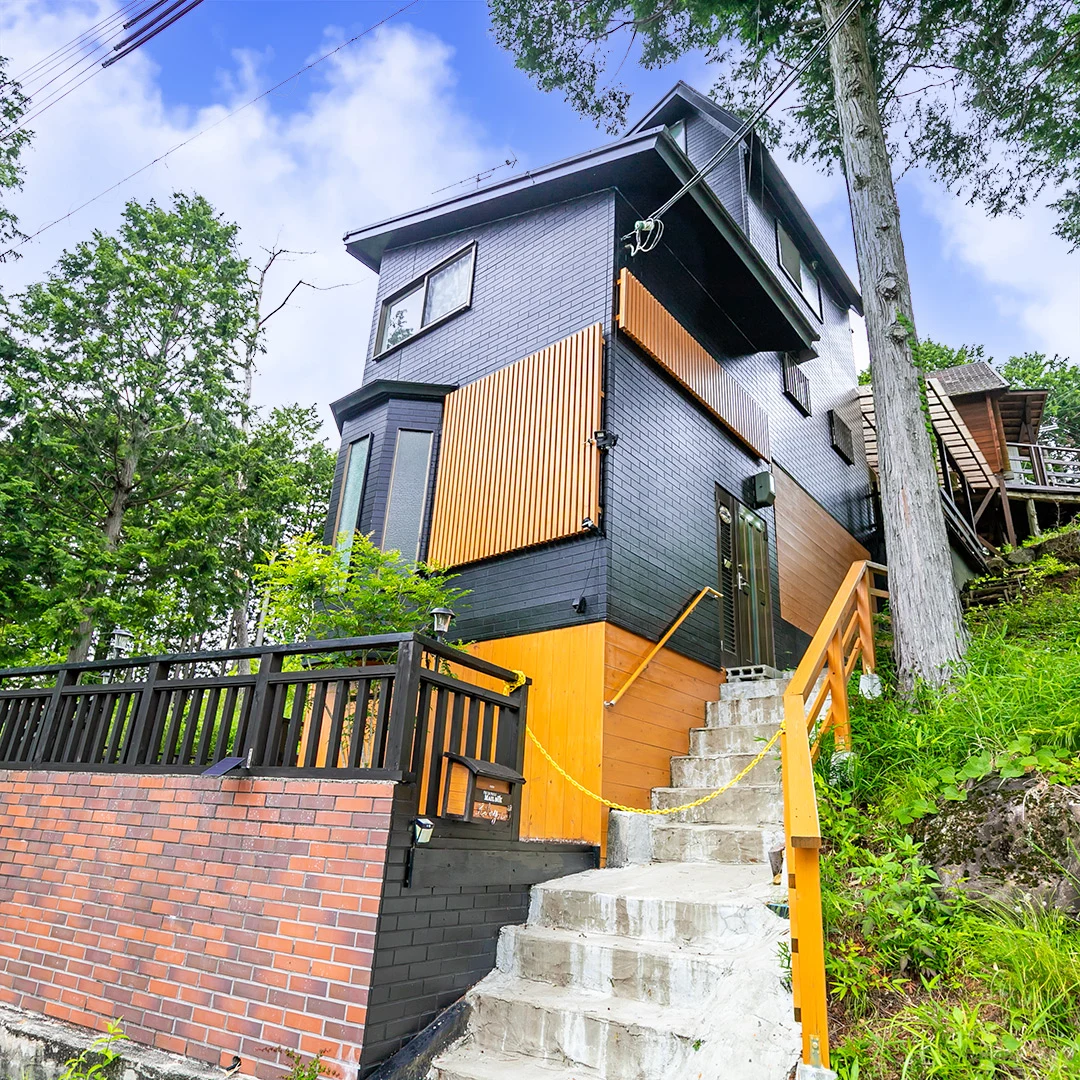 広々ウッドデッキでバーベキュー！宍粟市一宮町東河内峰山の別荘物件の画像4