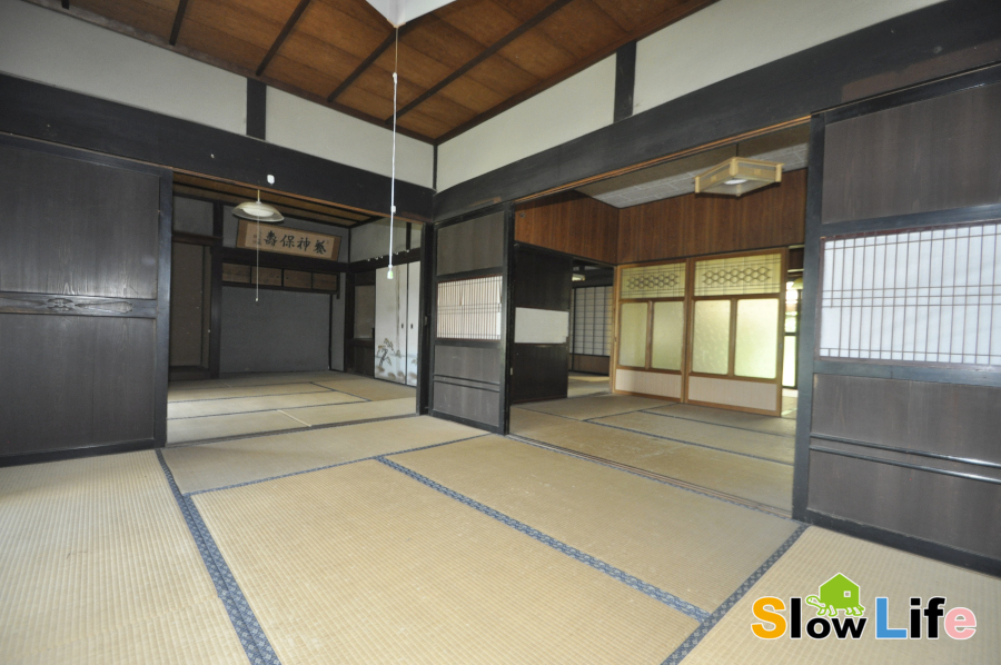 母屋・離れ・蔵・倉庫・畑で楽しむ田舎暮らし！丹波市山南町の古民家物件の画像4