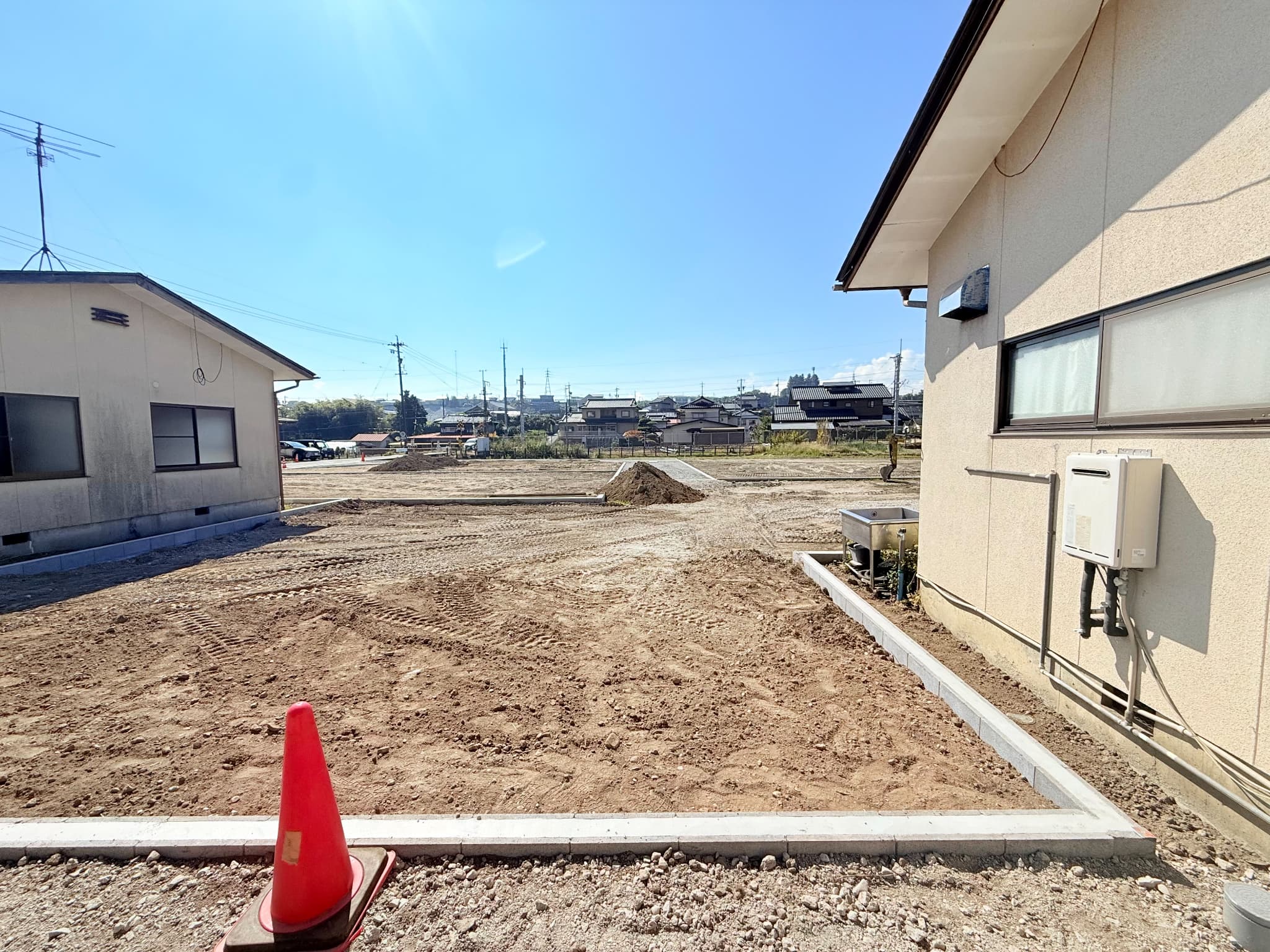 ③【鼎上茶屋・建築条件なし】約72～83坪の広々3区画！の画像4