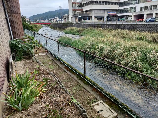 八頭郡智頭町 大字智頭 (智頭駅) 2階建 3SLDKの画像4