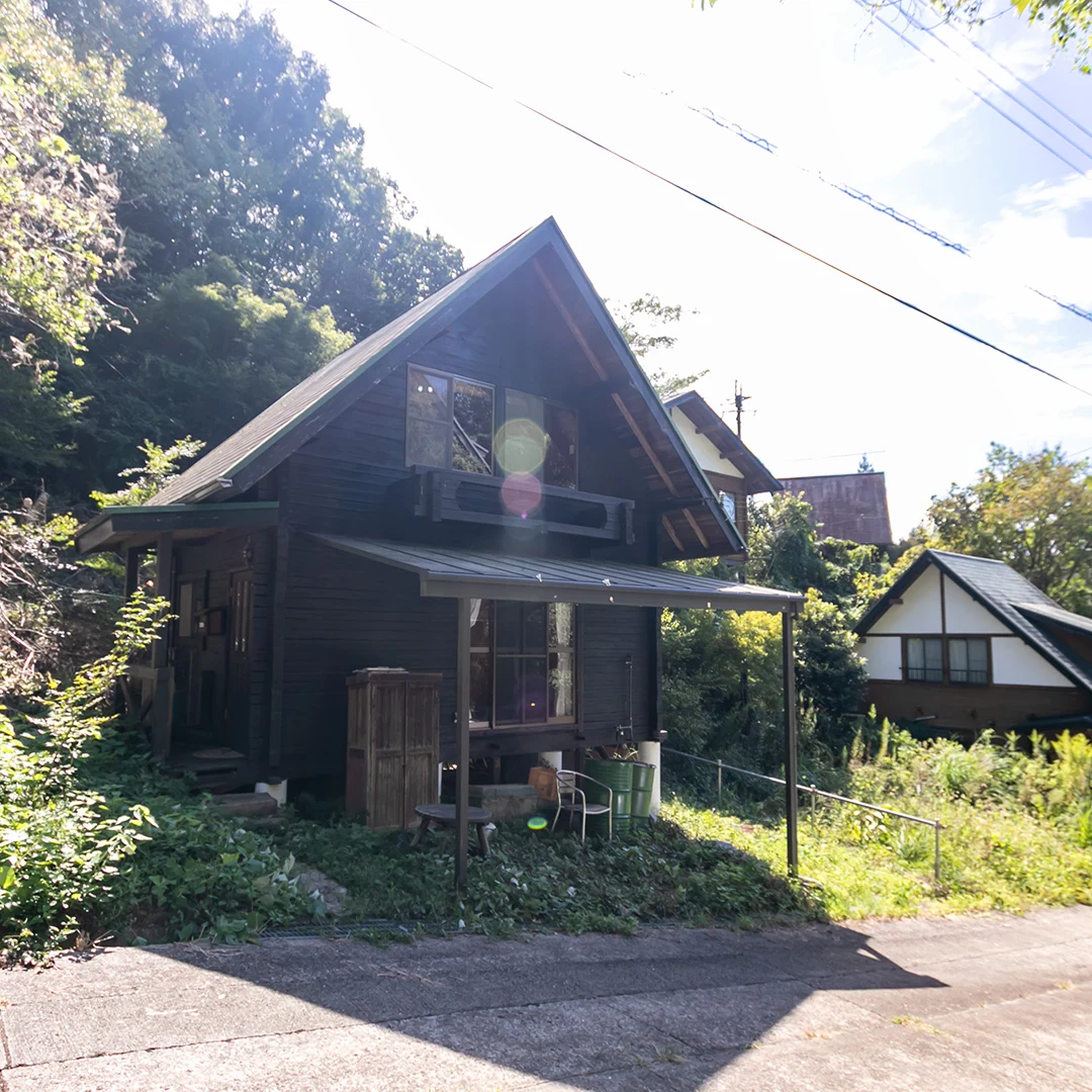 四季折々の風景を楽しむ！紀の川市桃山町のミニログハウス物件の画像5