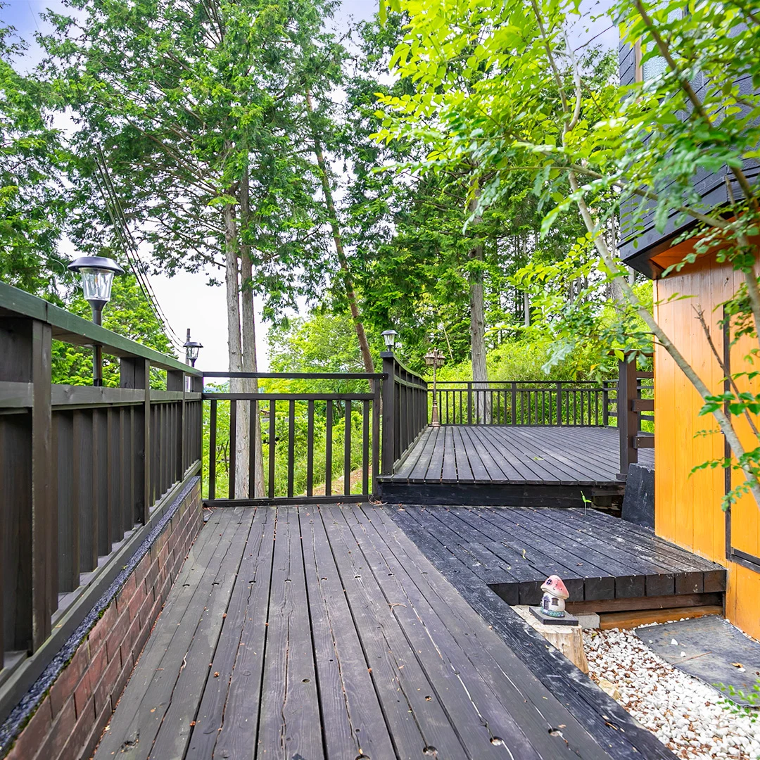 広々ウッドデッキでバーベキュー！宍粟市一宮町東河内峰山の別荘物件の画像5