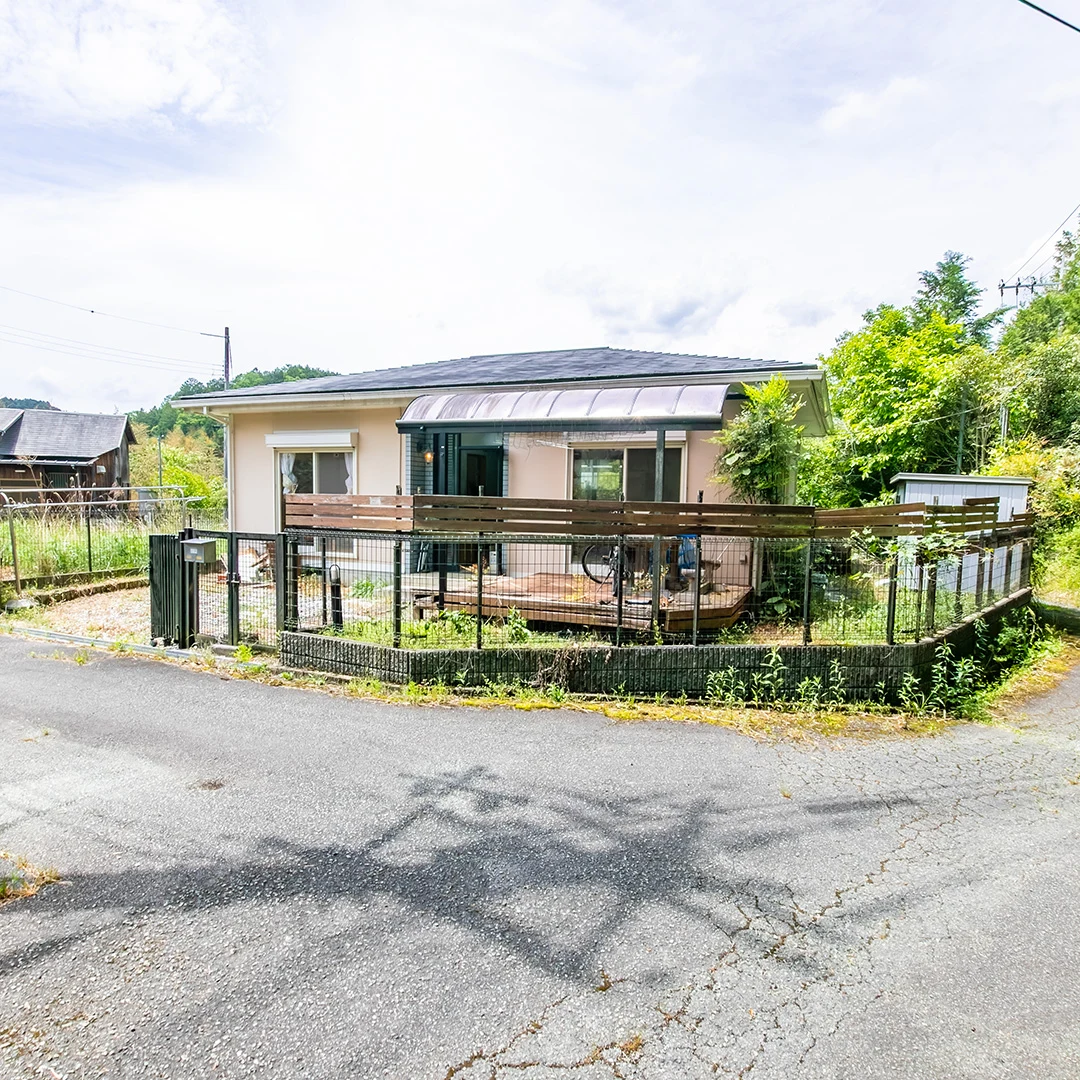 228坪の広大敷地！京丹波町大朴の平屋別荘物件の画像5