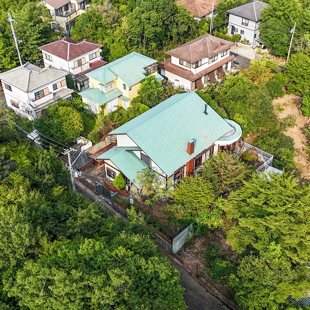 大空間リビングとサウナ付大浴場のあるリゾート邸宅！加東市廻渕「湖翠苑1-141」の別荘物件の画像5