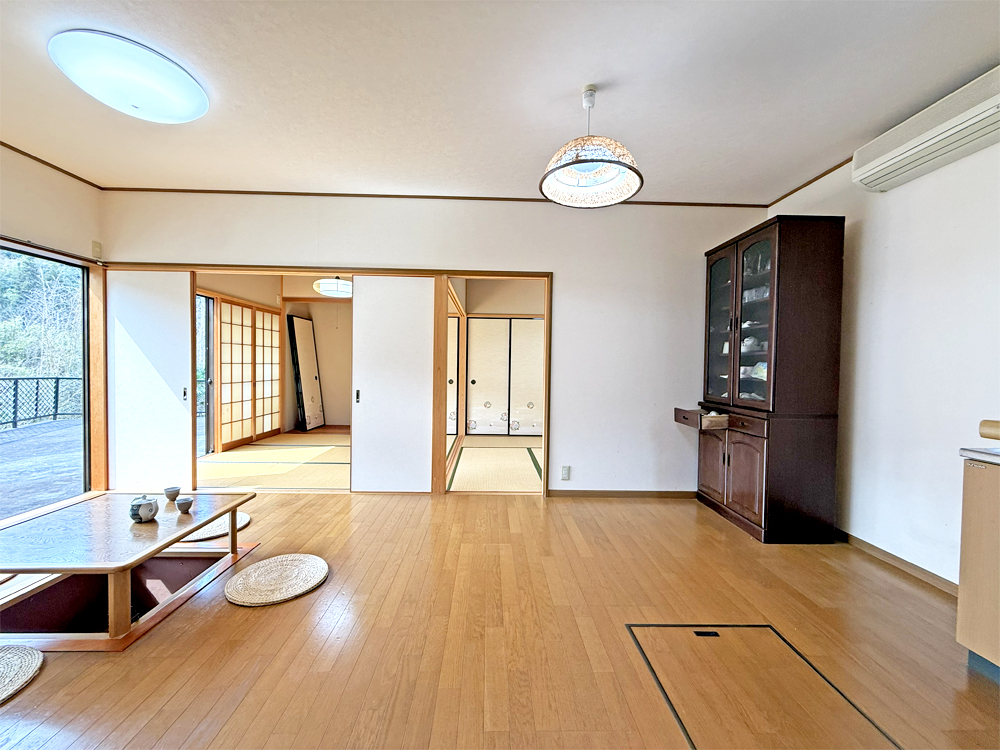 川・緑・ホタルに癒される！紀の川市中鞆渕の平屋物件の画像5