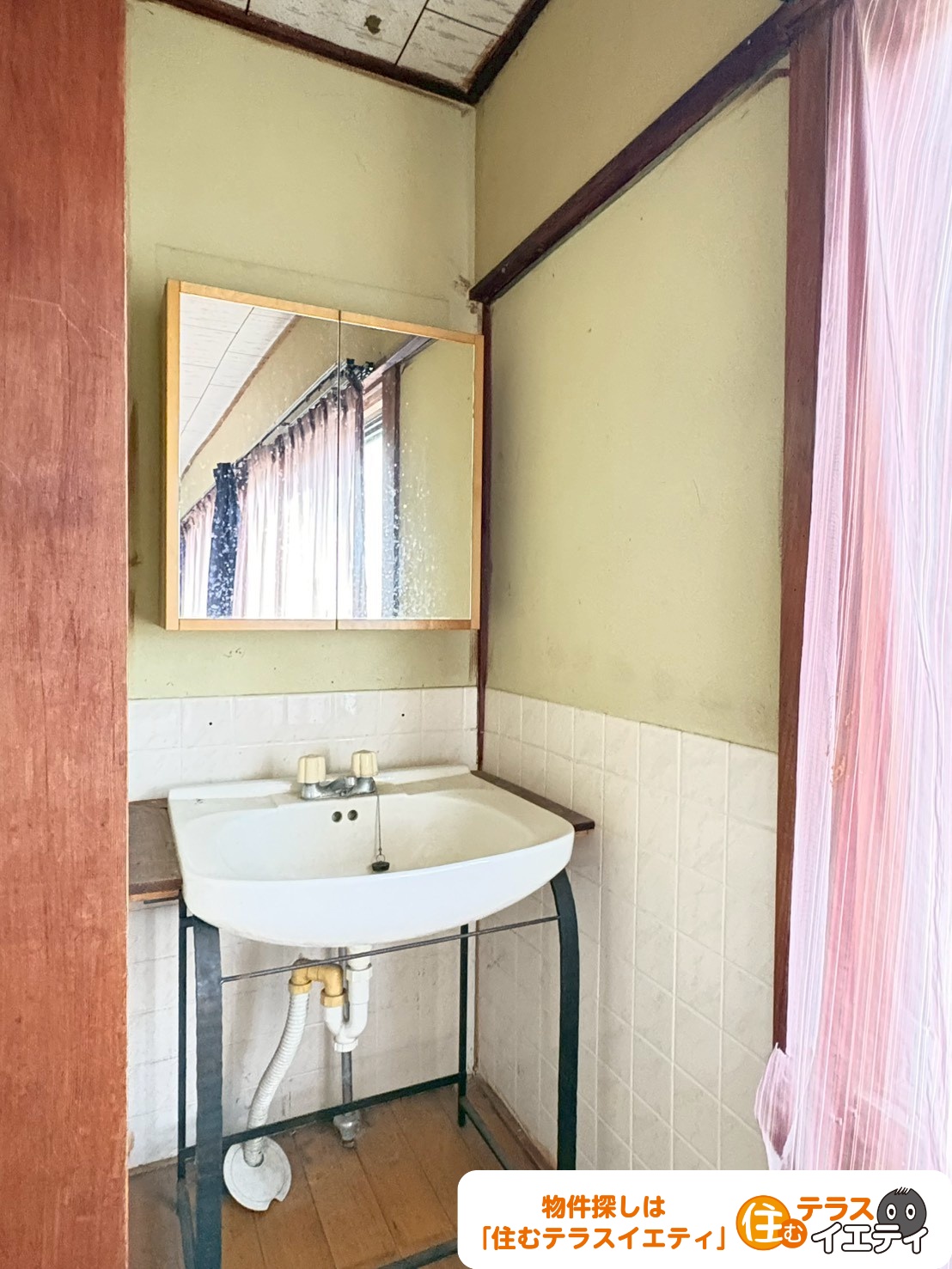 解放感溢れる広い庭付き！美祢市伊佐町伊佐字小林の中古住宅物件の画像6