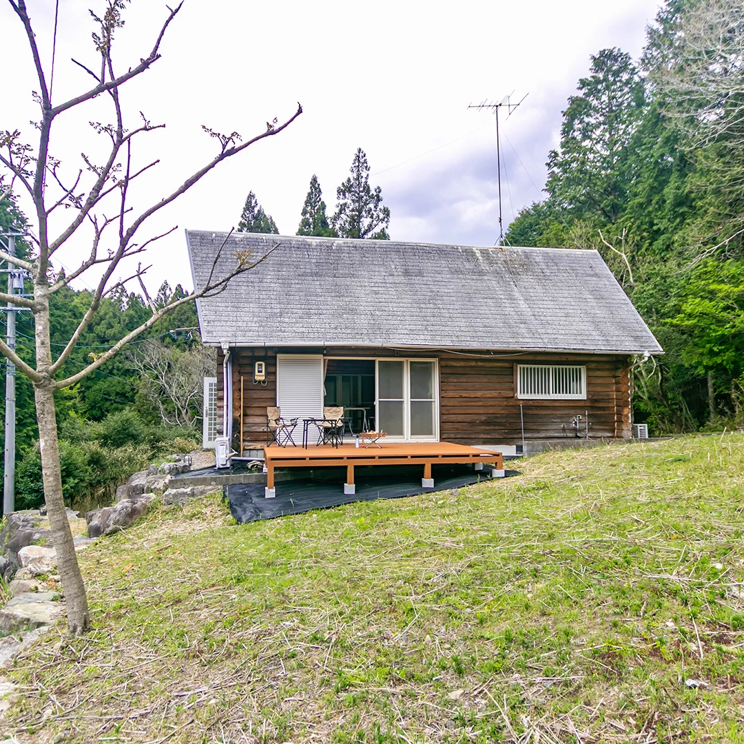 広々敷地で家庭菜園も楽しめる！伊賀市柘植町のログハウス物件の画像6