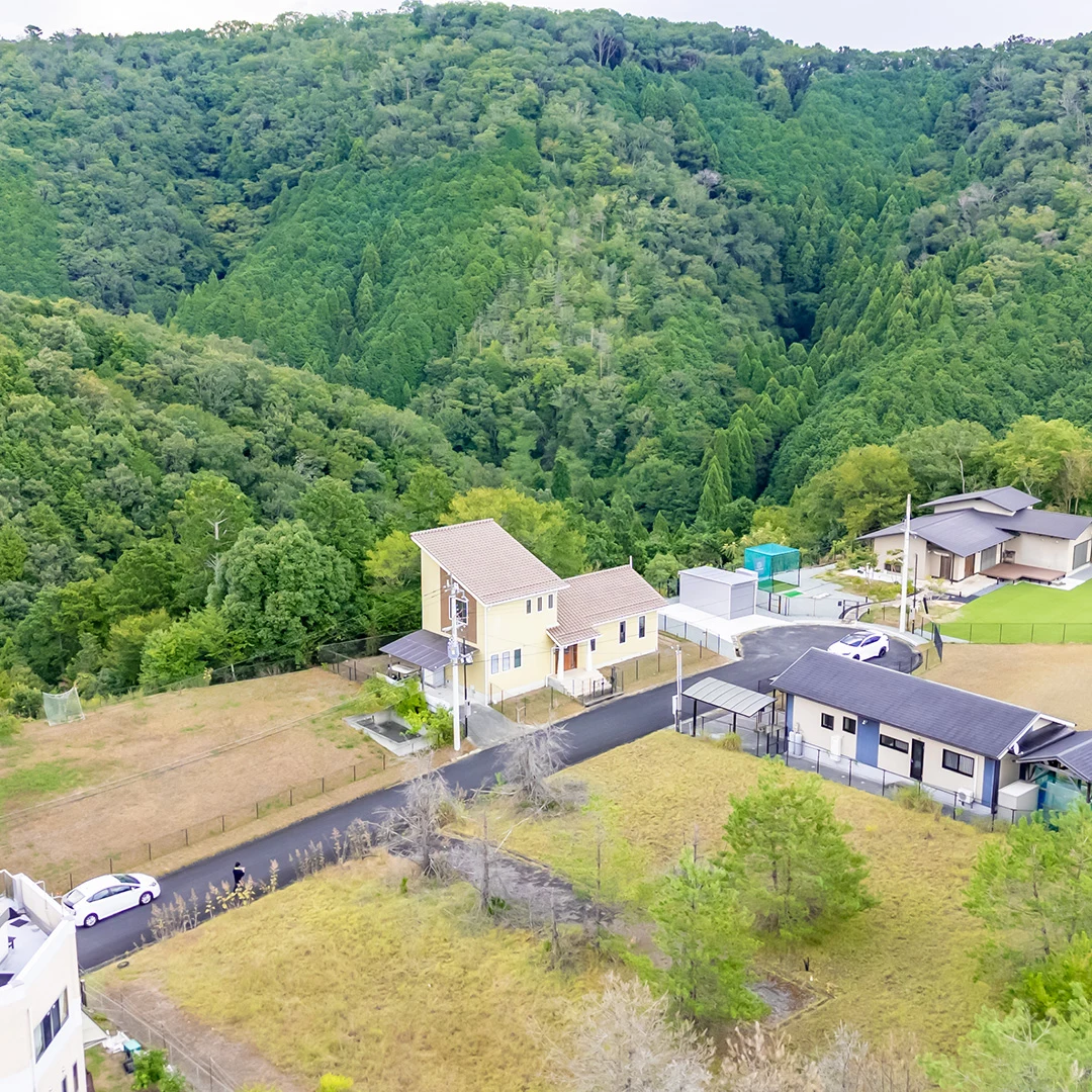 兵庫県佐用町 ゴルフと自然を楽しむ庭・デッキ付リゾートハウスの画像6