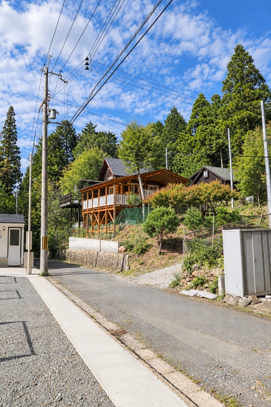 キャンプ気分で楽しむ高台のログハウス！南丹市園部町大河内の中古別荘物件の画像6
