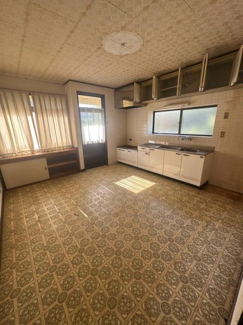 鳥取市 美萩野１丁目 (末恒駅) 2階建 6DKの画像6