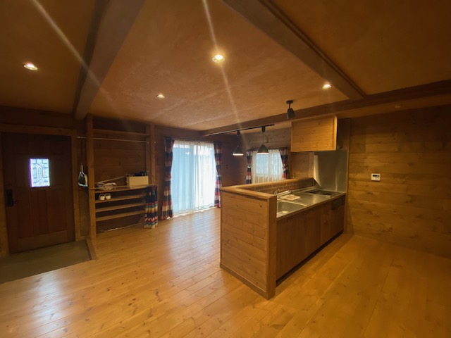 新潟県長岡市下々条町　中古ログハウスの画像7