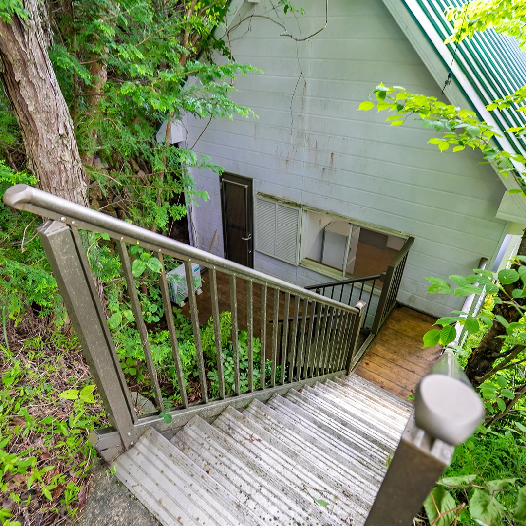 お洒落なリビング！恵那市岩村町の2LDK別荘物件の画像7